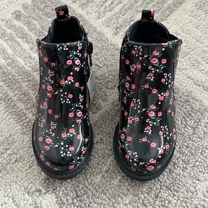 NWT Blowfish Black Floral Kids Booties